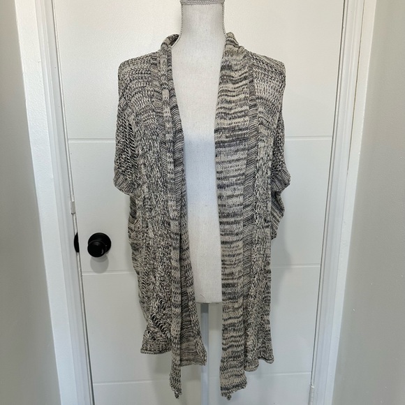 Ecote Sweaters - Oversized shawl sweater size small